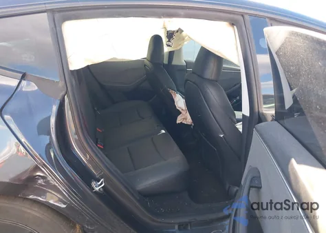 2025 Tesla Model 3 Long Range Rear-Wheel Drive/Standard from USA, damaged, VIN 5YJ3E1EA0SF991193